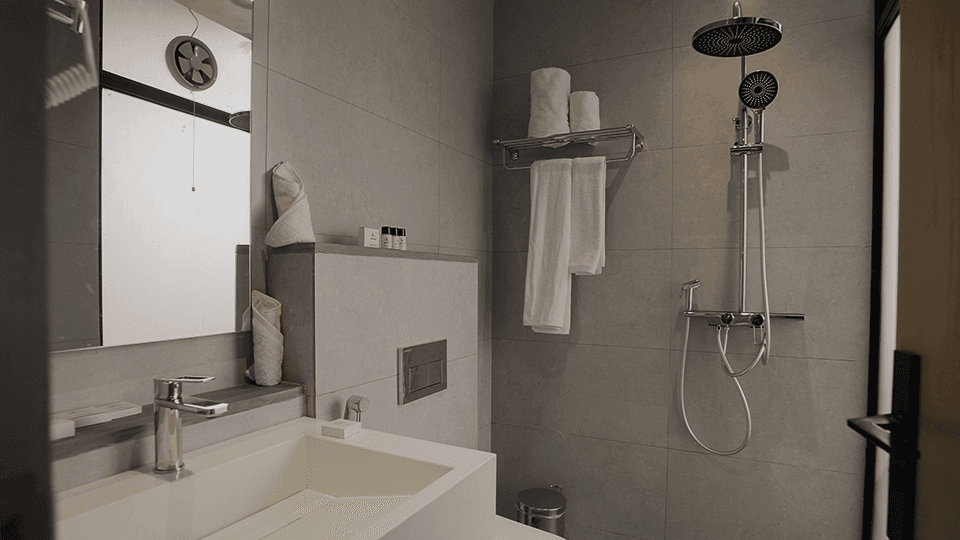 Signature Suite — view 4